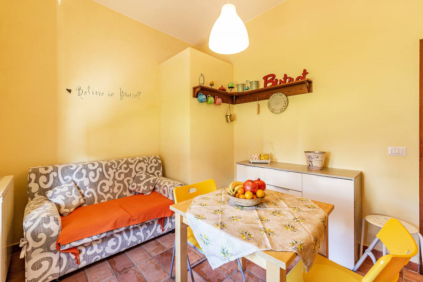 Appartamento intero, Pomegranate apt with shared pool in Castiglione del Lago, Lago Trasimeno