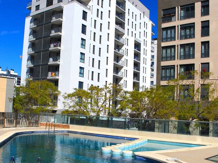 Ferienwohnung für 2 Personen, mit Garten und Pool in Valencia