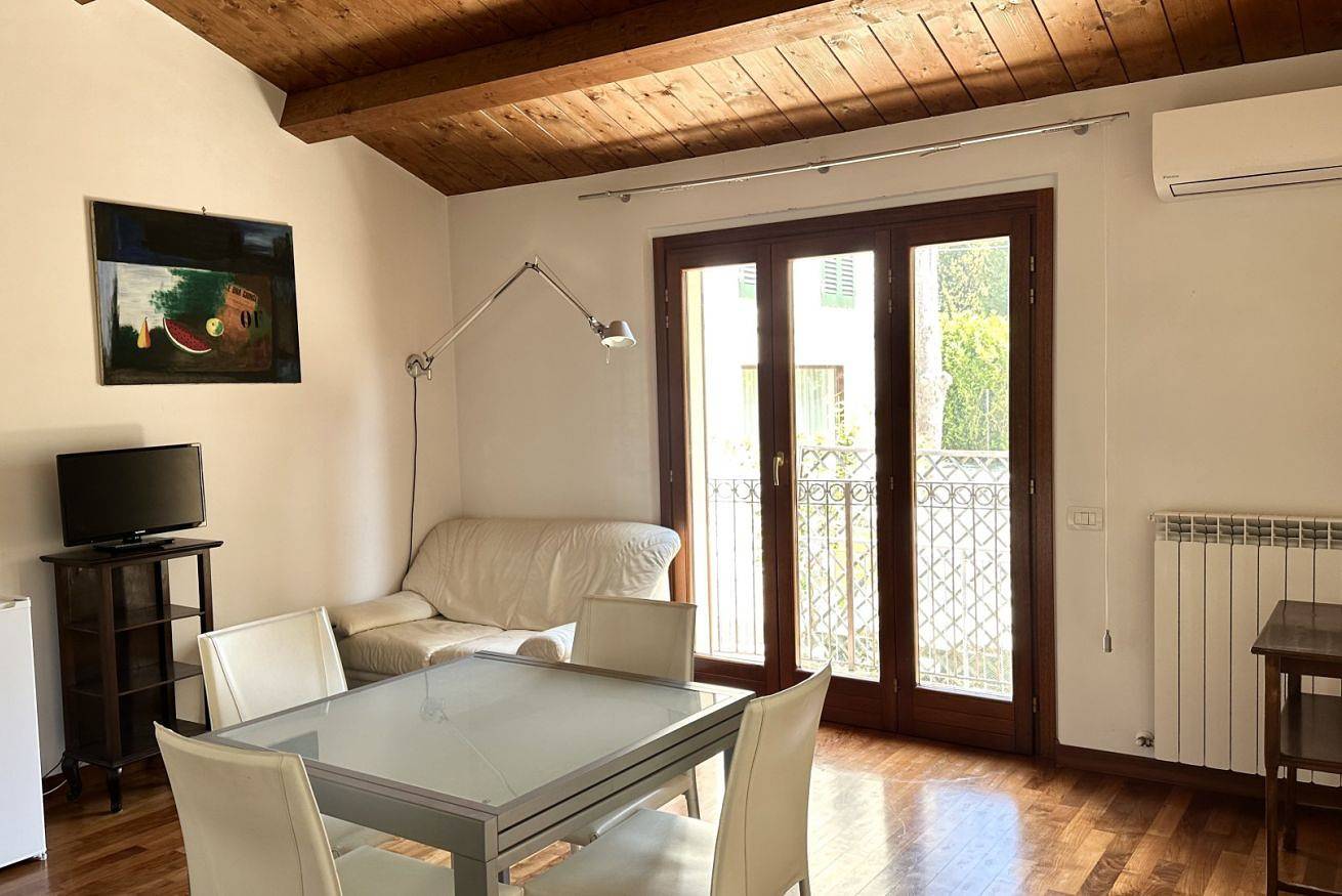Apartamento entero, S171 - Sirolo, wonderful studio in the city center in Sirolo, Riviera del Conero