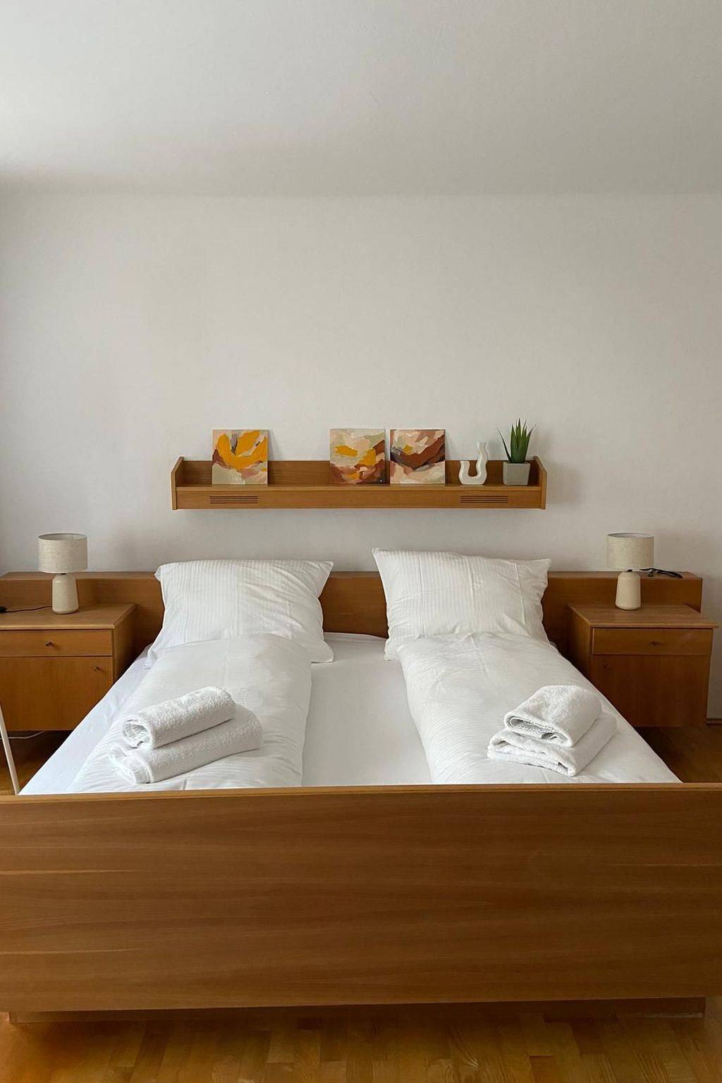 Ganze Wohnung, Studio in zentraler Lage - nur wenige Minuten zum See und Stadt in Salzkammergut-Berge, Gmunden