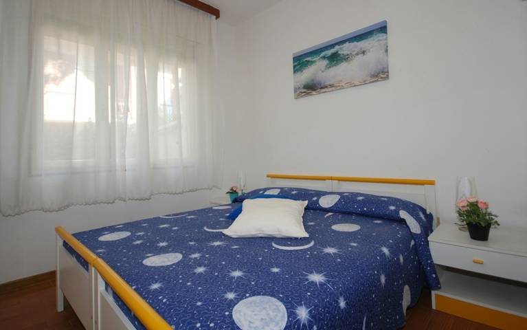 Bungalow für 6 Personen, mit Garten in Lignano Sabbiadoro - 2