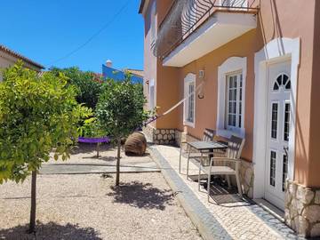 Maison d’hôte pour 4 personnes, avec jacuzzi et terrasse ainsi que jardin et piscine dans Santa Maria