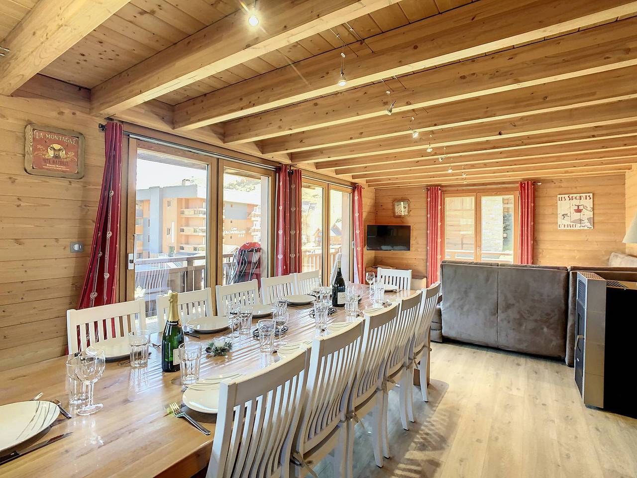 Luxuriöses Chalet für 12 Pers. mit Sauna, 50m von Skiliften, modern und kinderfreundlich

 in La Toussuire, Fontcouverte-la-Toussuire
