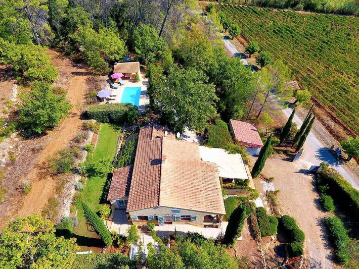 Gîte pour 6 personnes, avec Piscine
