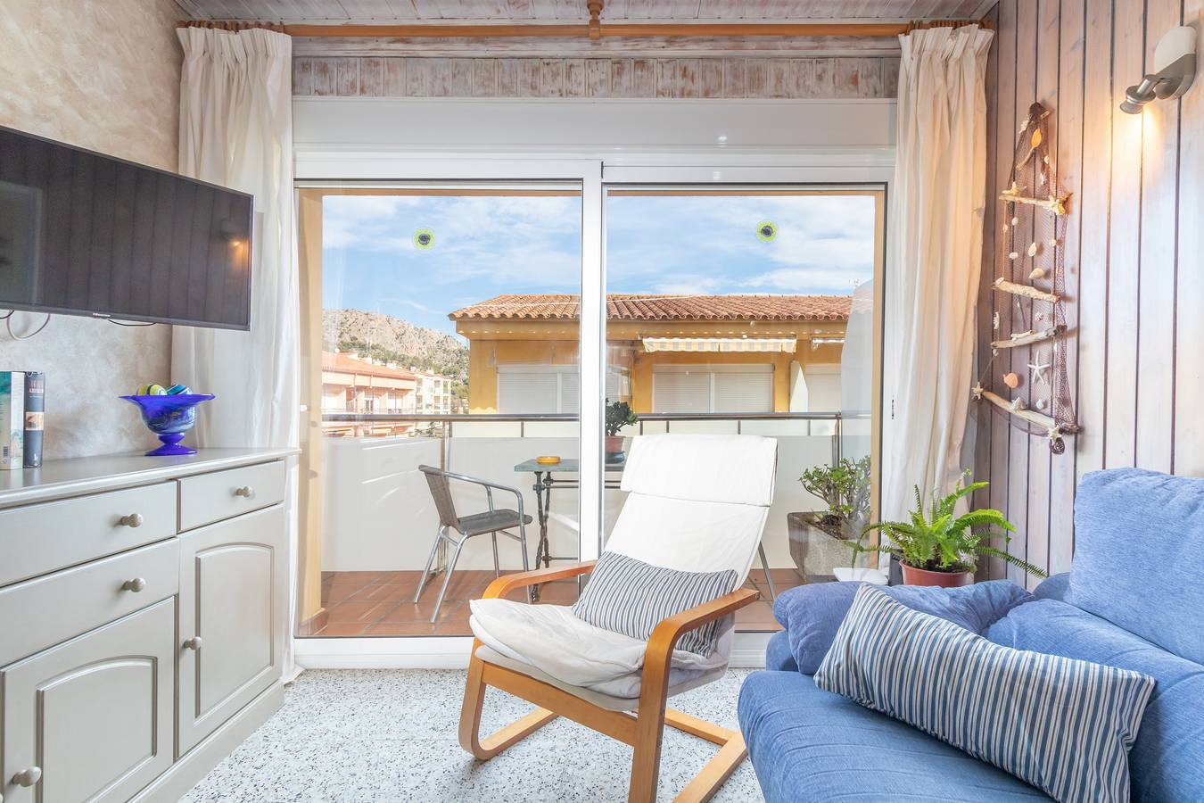 Apartamento entero, Apartamento vacacional 'Noenil' con piscina y Wi-Fi in Els Griells, Costa Brava