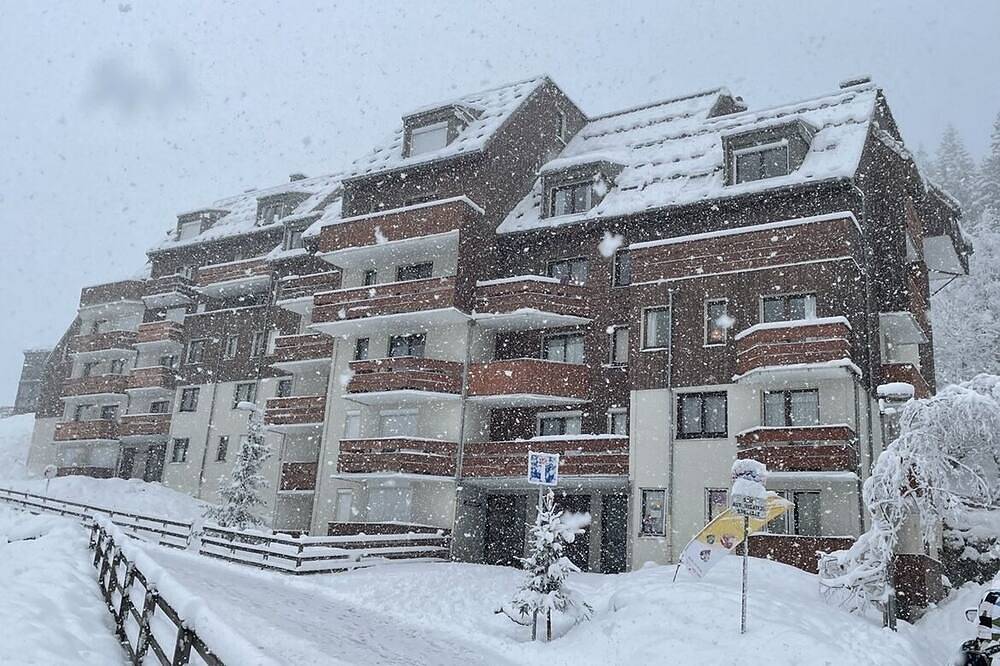 Appartement entier, Studio 4 personnes Le Pleynet/Les 7 Laux pied des pistes (120kms de pistes) in La Ferrière, Le Pleynet Les Sept Laux