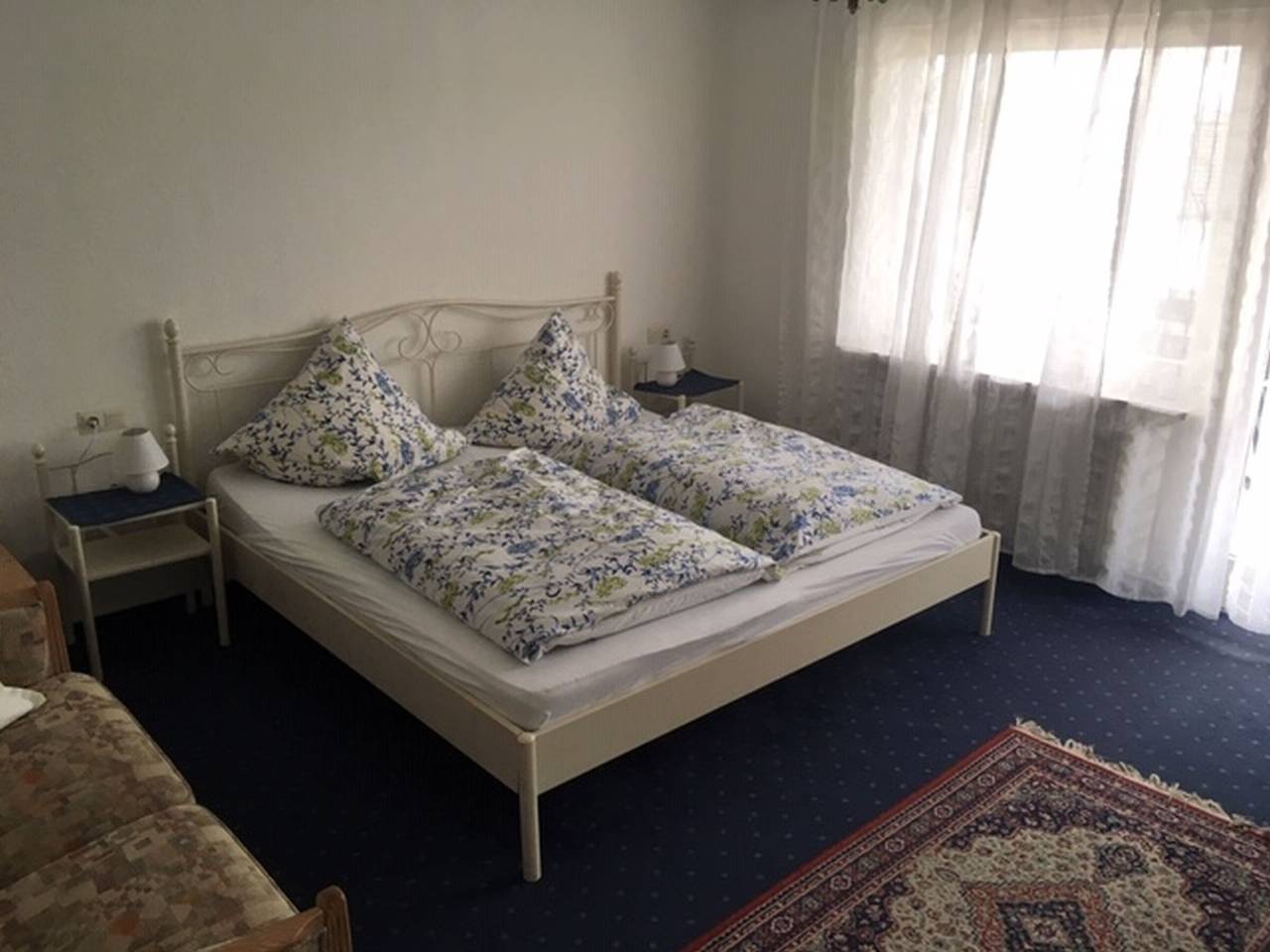 Ganze Wohnung, Apartment „Lindau“ mit gemeinsamer Terrasse, Garten und Wlan in Unteruhldingen, Uhldingen-Mühlhofen