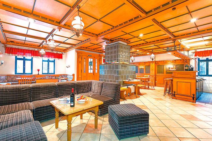 Ferienhaus für 16 Personen, mit Terrasse und Garten in Sagard - 2