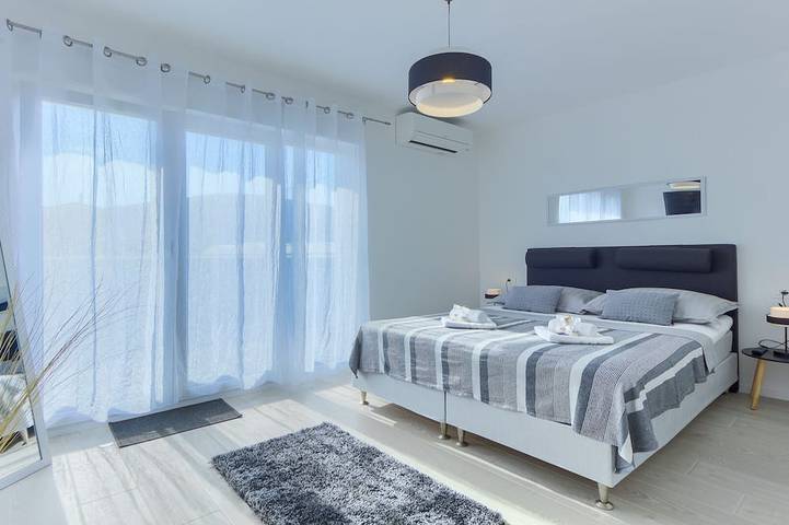 Villa Ancora - holiday house near the sea with a pool for up to ten guests by MyWaycation in Trogir, Split-Dalmatia