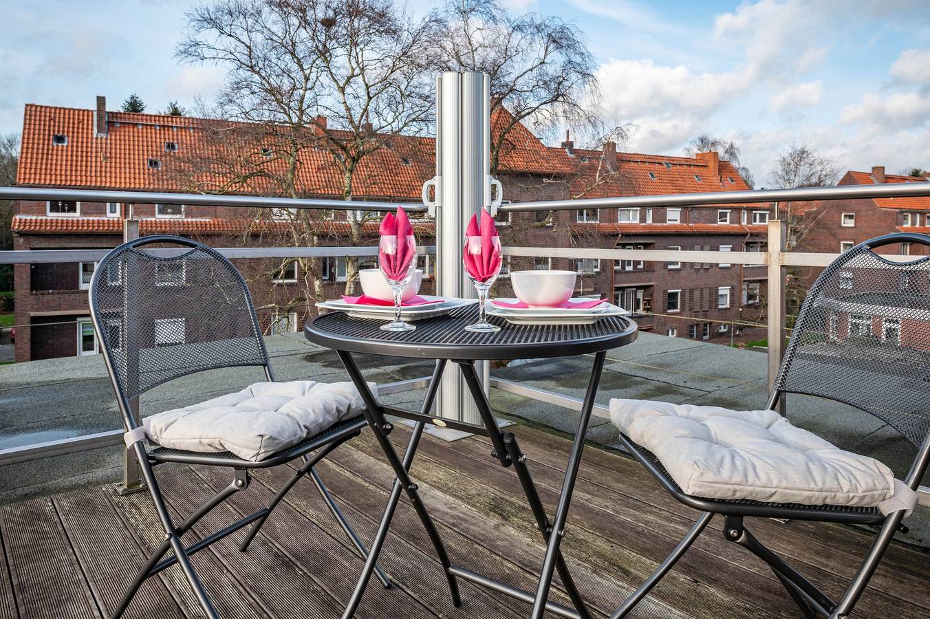 Ganze Wohnung, Ferienwohnung Schacht mit Privatterrasse und Wi-Fi in Wilhelmshaven, Nordseeküste