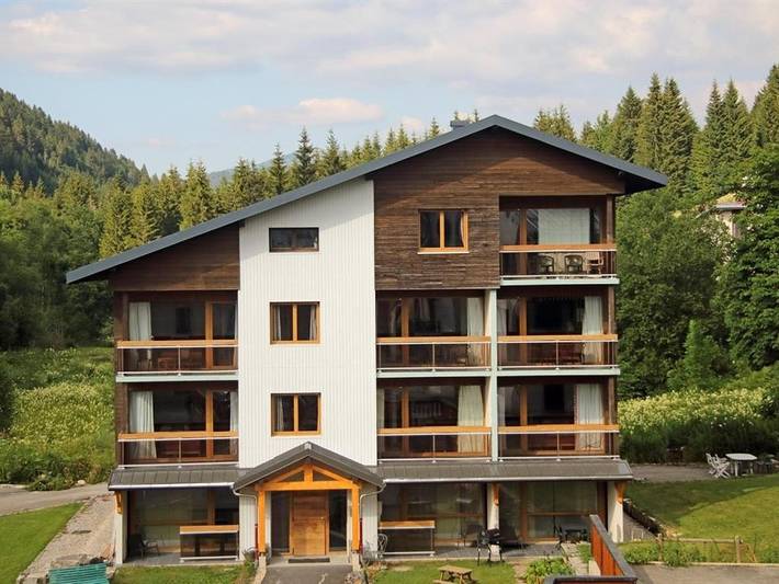 Location de vacances pour 9 personnes, avec Balcon et Sauna à Mijoux