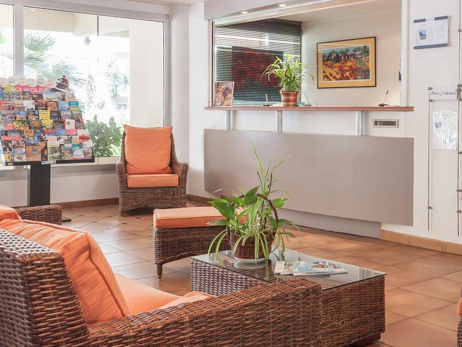 Pierre & Vacances Résidence Promenade des Bains - Studio 4 personnes - Studio - 1 alcôve in Saint-Raphaël, Massif de l'Esterel