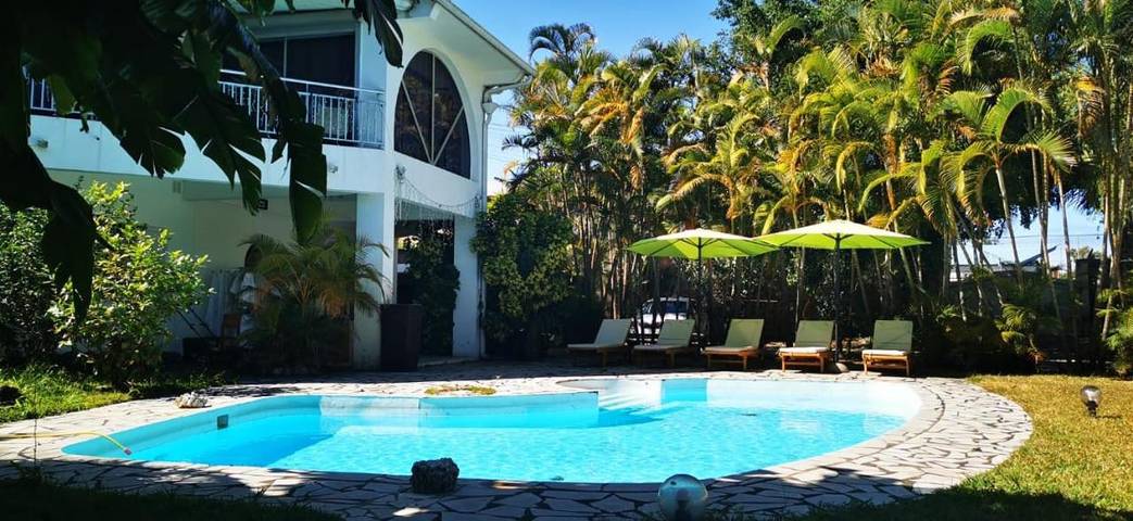 Chambre d’hôte pour 2 personnes, avec jardin ainsi que piscine et vue, animaux acceptés à Le Tampon (Réunion) - 3