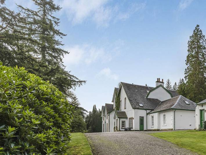 Holiday rental for 35 people, with Terrace and Hot tub as well as Garden and Sauna in Scotland