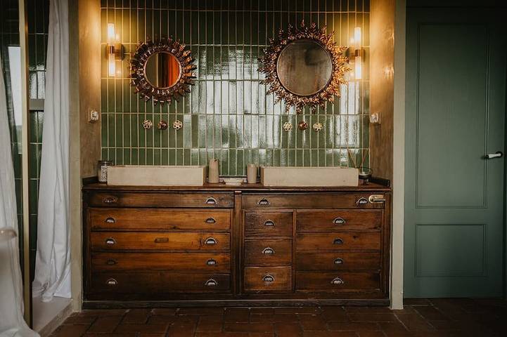 Gîte pour 14 personnes, avec jardin ainsi que jacuzzi et piscine à Ripoll - 4