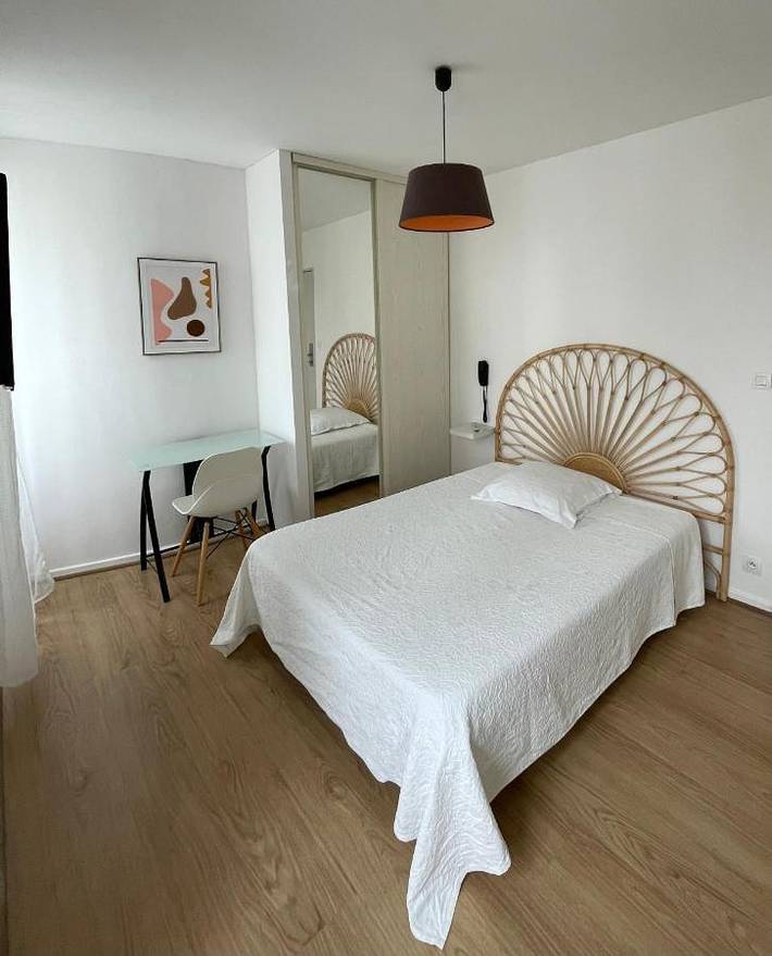 Hôtel pour 2 personnes, avec terrasse et jardin à Saint-Jean-le-Vieux - 3
