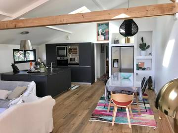 Gîte pour 2 personnes, avec piscine et terrasse à Ustaritz