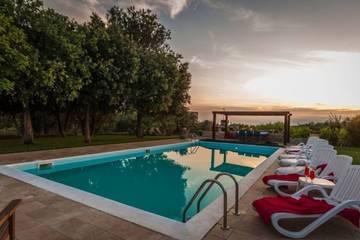 Villa pour 8 personnes, avec vue sur l’océan ainsi que jardin et piscine à Alghero