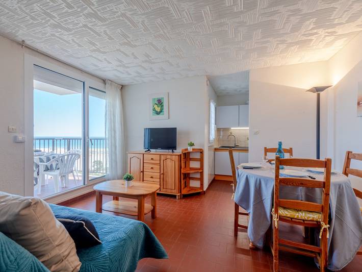 Gîte pour 4 personnes, avec terrasse dans Plage Lydia - 3