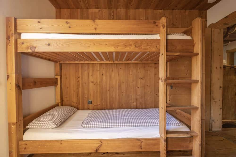 Exklusives Chalet mit Sauna, Hot tub, Pizza Ofen und Grillkota in Steinberg am Rofan, Kaisergebirge