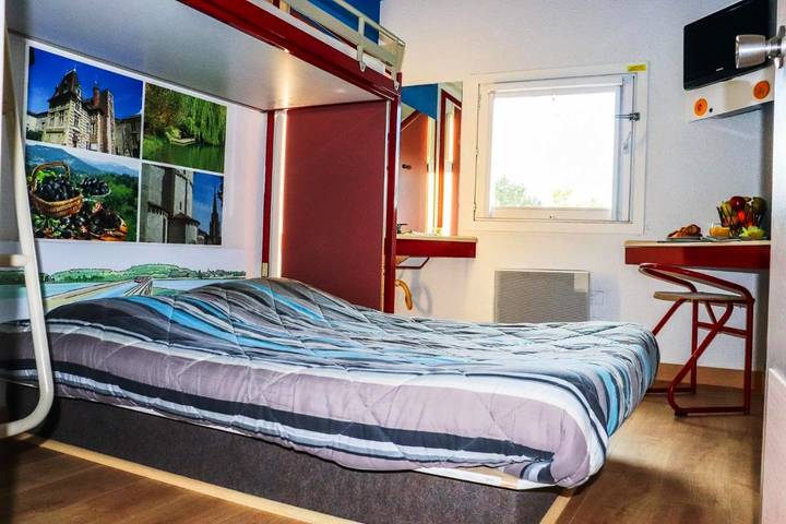 Hôtel pour 2 personnes, avec terrasse et jardin à Passage - 2