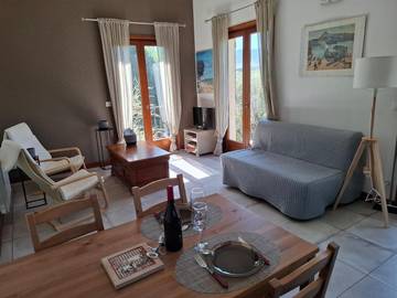 Gîte pour 4 personnes, avec vue et terrasse à Régnié-Durette