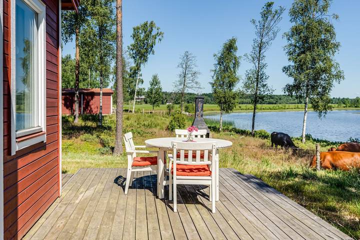 Ferienhaus für 4 Personen, mit Terrasse und Seeblick in Smaland - 3
