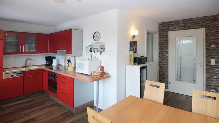 Ferienhaus für 5 Personen, mit Garten und Whirlpool sowie Balkon im Thüringer Wald - 4