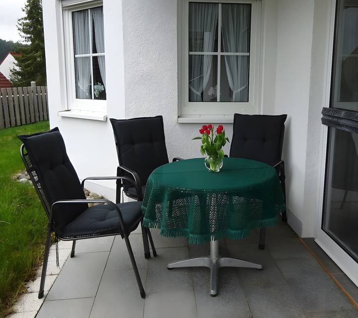 Entire apartment, Holiday Apartment 'Marina Beha' with Private Terrace, Shared Garden and Wi-Fi in Unterkirnach, Central Black Forest