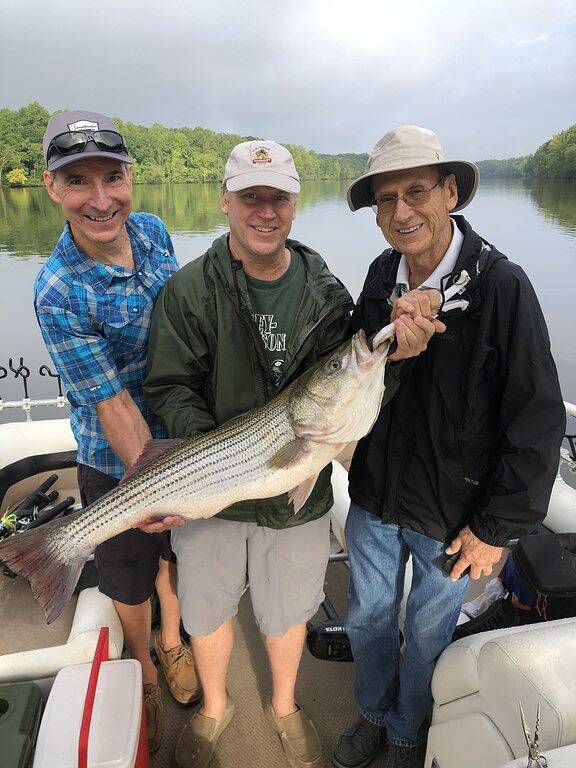 Perfektes 4 Schlafzimmer Lake Cottage am Lake Gaston, Nc in Lake Gaston