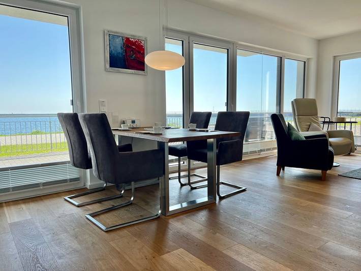 Ganze Wohnung, Eastside - rollstuhlgerecht, 1. Reihe, strandnah, Terrasse, Meerblick in Olpenitz, Kappeln