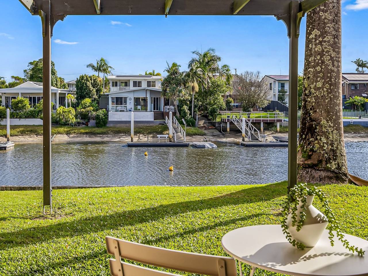 Entire apartment, 3-Bed Waterfront Apartment with Private Patio in Mooloolaba, Sunshine Coast