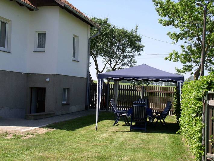 Ferienwohnung für 4 Personen, mit Terrasse und Garten in Kröpelin