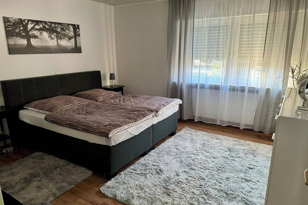 Ganze Wohnung, Kurstadt Apartment  2Zkb Balkon Pkw Stellplatz. in Bad Nauheim, Wetterau