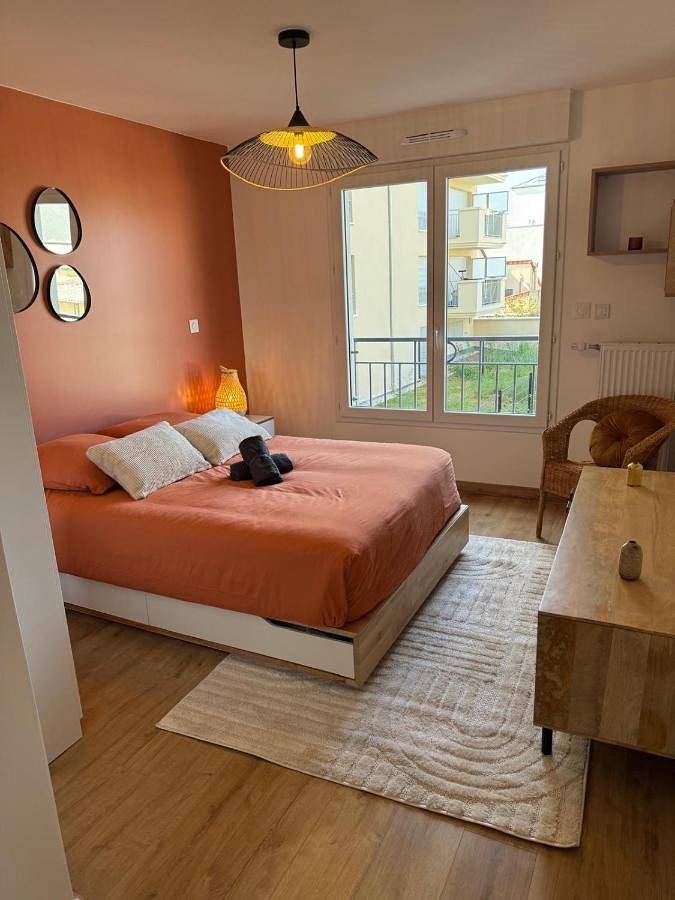 Gîte pour 6 personnes, avec balcon à Limeil-Brévannes