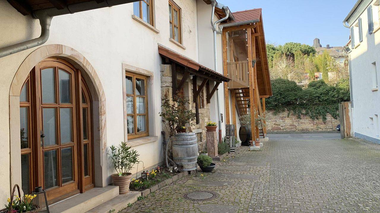 Ganze Ferienwohnung, Ferienwohnung für 2 Personen (45 m²) in Neustadt in Neustadt an der Weinstraße, Pfälzer Rheinebene