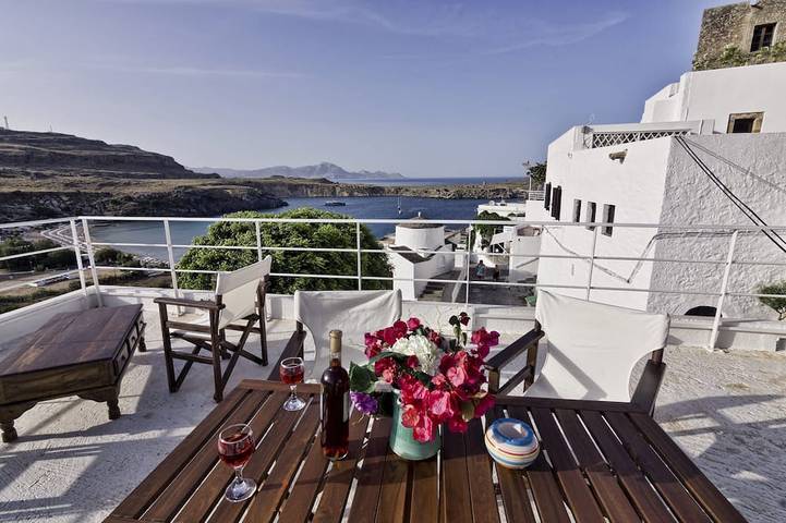 Villa für 10 Personen, mit Balkon und Terrasse in Lindos