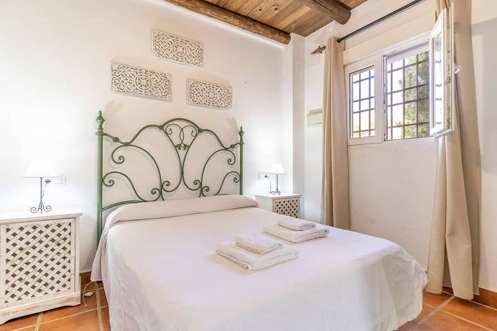 4 bedroom awesome home in Constantina in Constantina, Sierra Morena