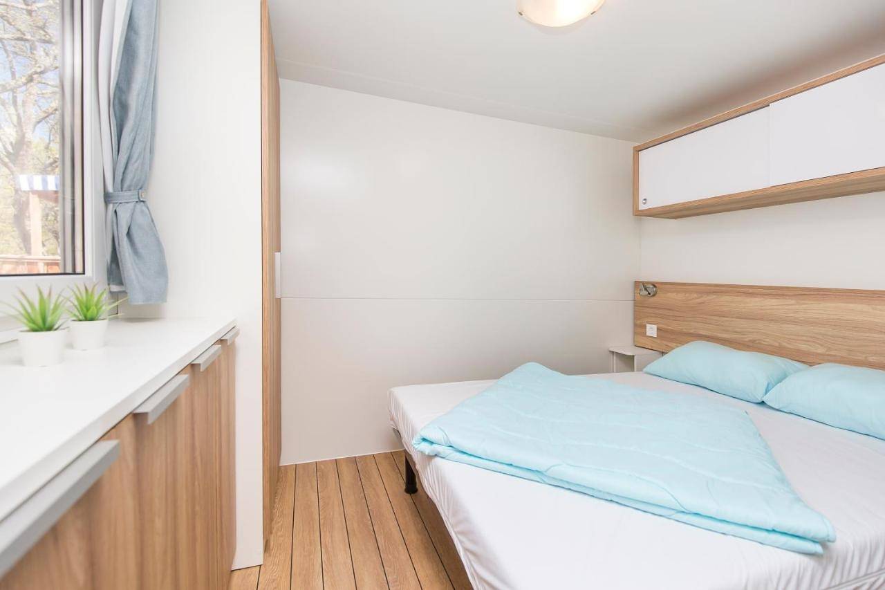 Albatross Mobile Homes on Solaris Camping Fkk-Naturist in Lanterna, Tar-Vabriga