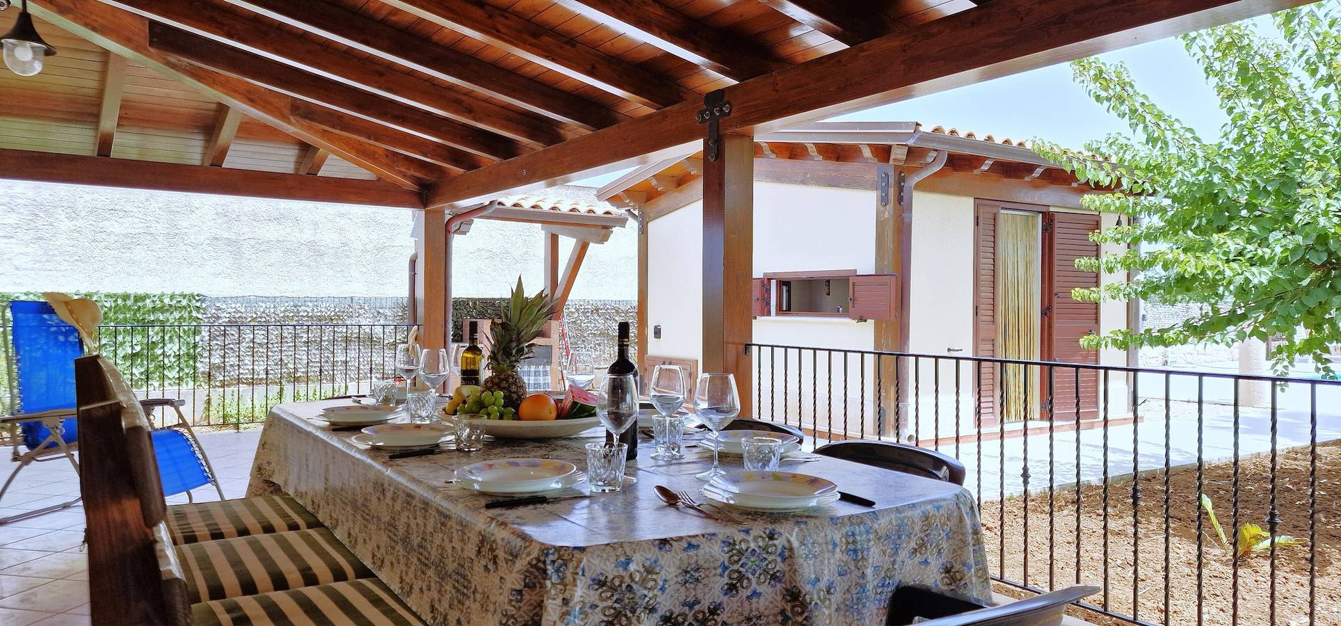 Villa 'Paradiso' avec piscine privée, Wi-Fi et climatisation in Alcamo Marina, Alcamo