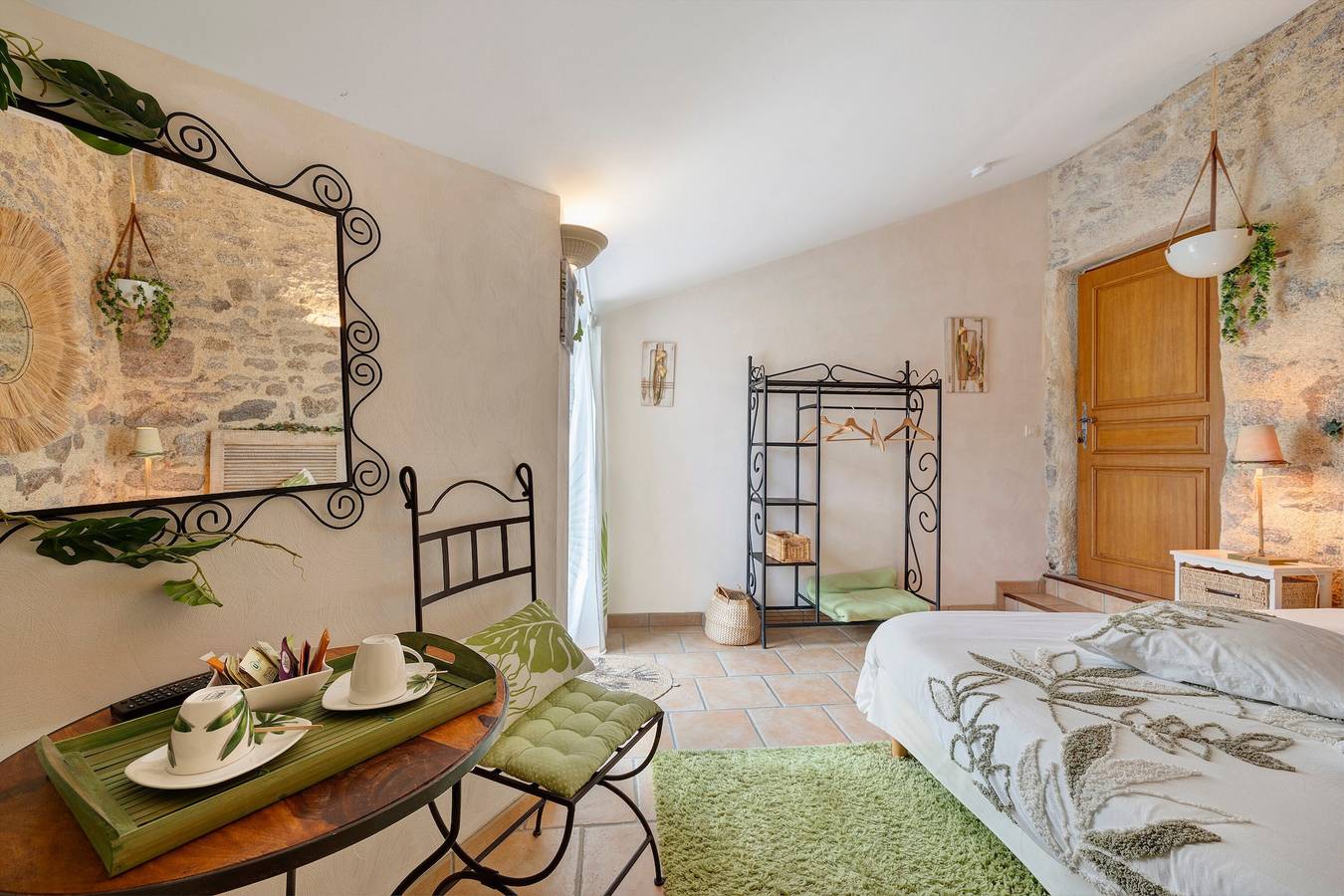 Chambre d’hôtes « Chambre Nature » avec jardin partagé et Wi-Fi in Saint-Malô-du-Bois, Vallée de la Loire