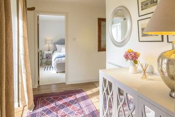 Log Cabin for 4 People in Yattendon, West Berkshire, Photo 1