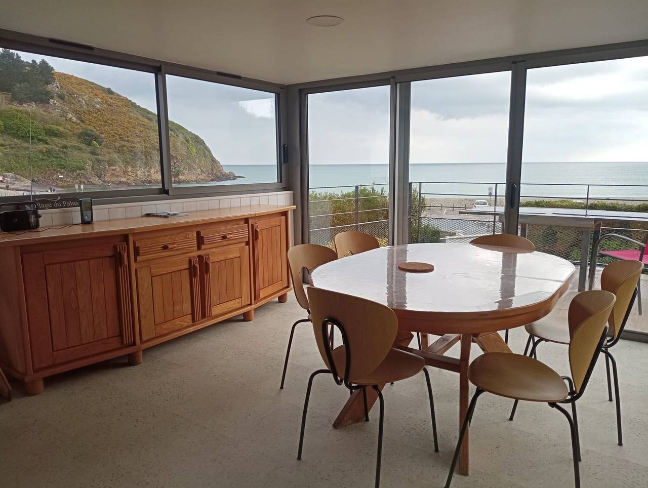 Maison située à 30 mètres de la mer in Plouha, Côte de Goëlo