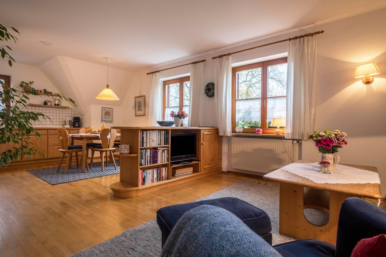 Mooi appartement 'Apfelblüte' op boerderij met balkon en uitzicht op de bergen, foto 7