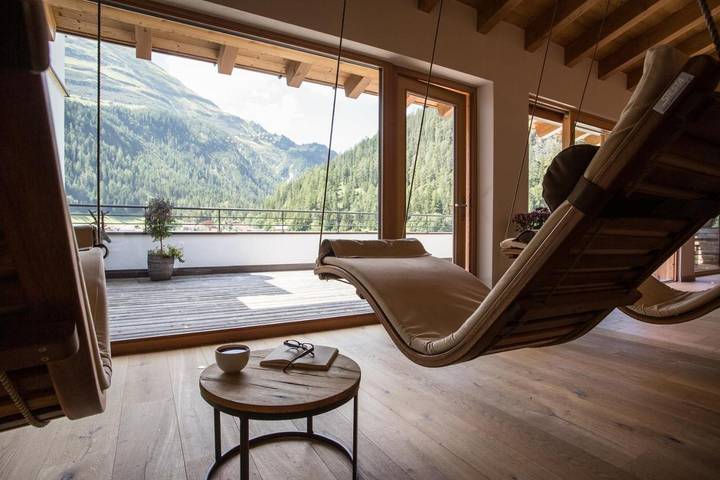 Hotel für 2 Personen, mit Terrasse und Whirlpool sowie Garten und Pool