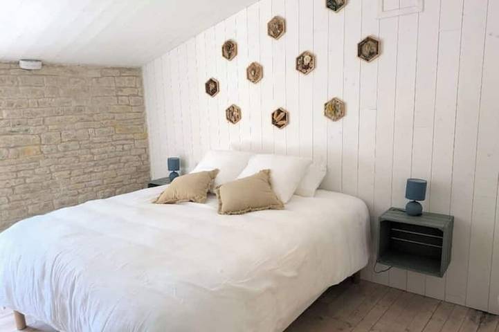 Gîte pour 6 personnes à Saint-Hilaire-la-Palud - 2