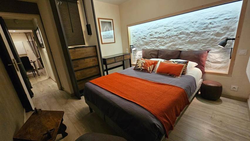 Chambre d’hôte pour 6 personnes, avec Terrasse et Jardin