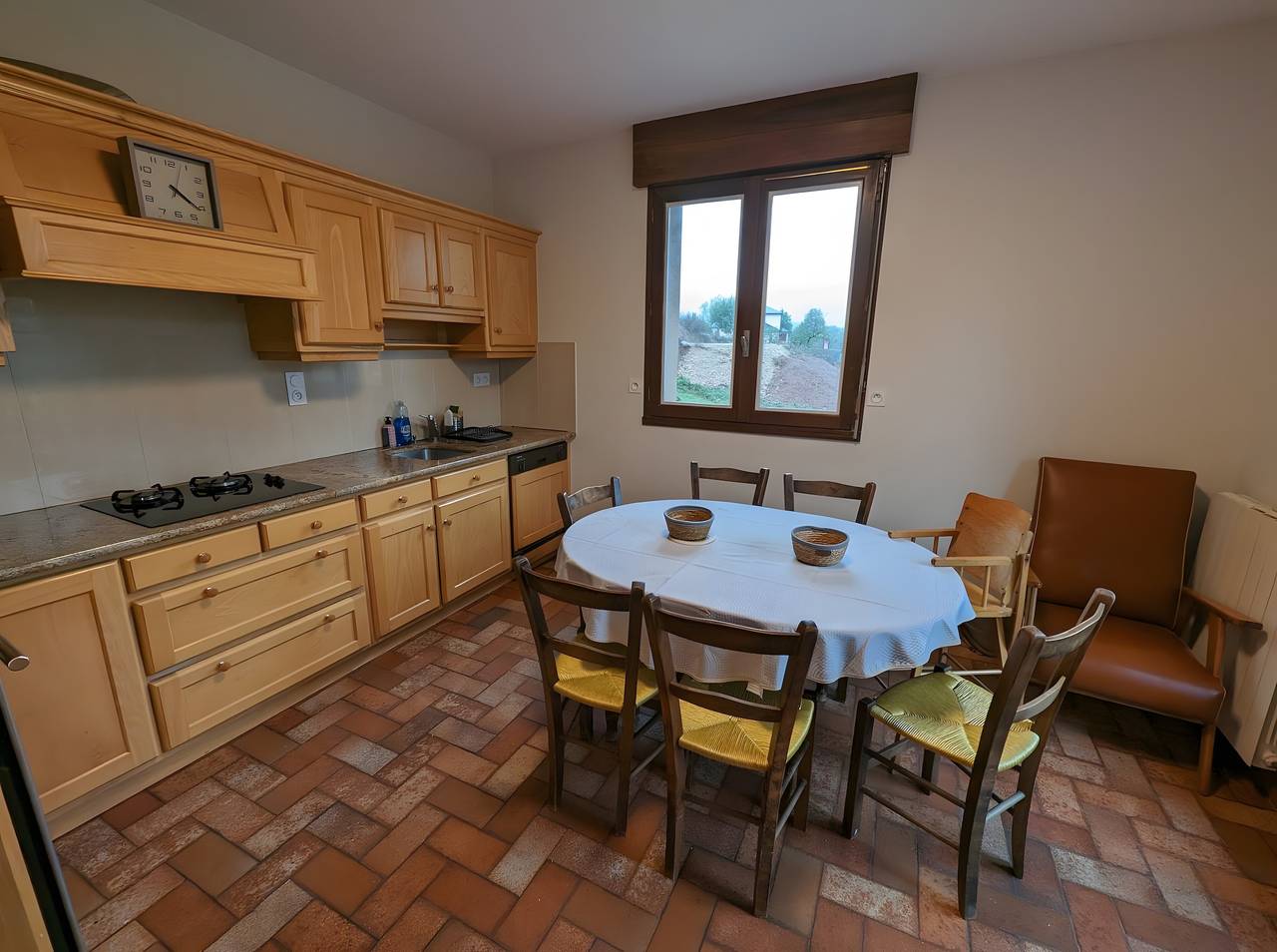Grande Maison de Charme 12 pers - Vue Vignoble & Calme pour Familles / Amis / Sportifs in Clairvaux-d'Aveyron, Aveyron