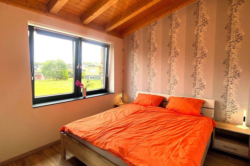 Ganze Wohnung, Ruhige Ferienwohnung am Weiher mit einzigartiger Fernsicht Haustiere erlaubt in Schmidt, Nideggen