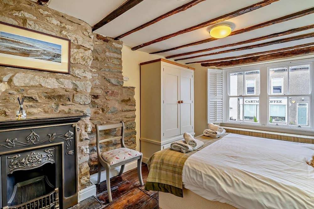 Luxury Historic House In The Heart Of Cartmel in Cartmel, Lake District